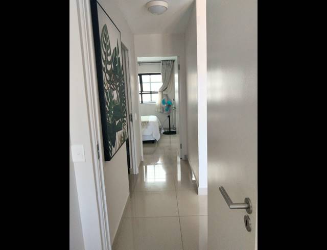 2 BEDROOM APARTMENT FOR SALE IN UMHLANGA RIDGE